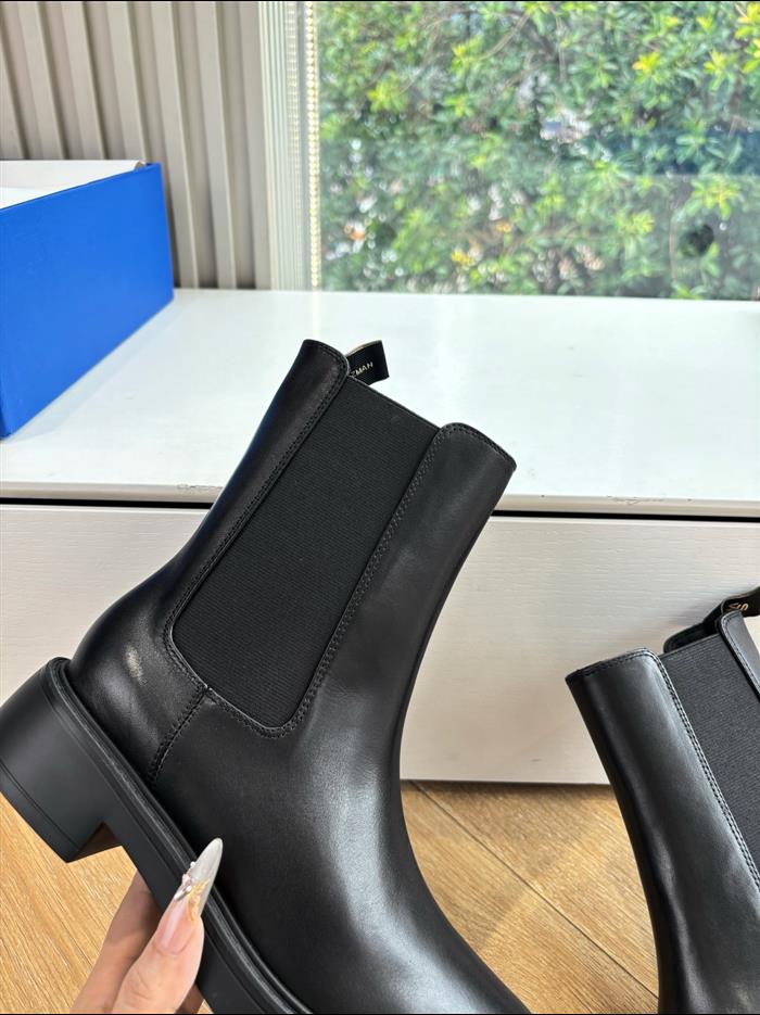 20251128172426321 370